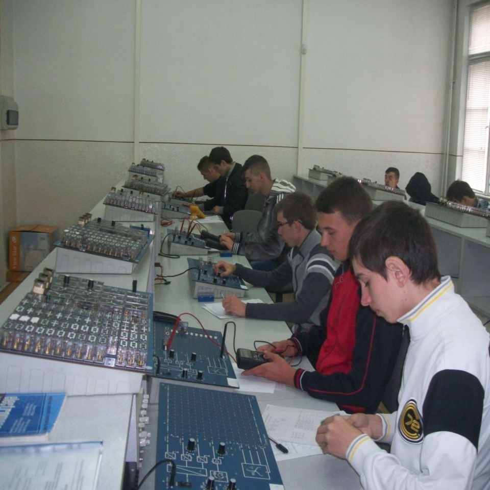 Laborator electronică